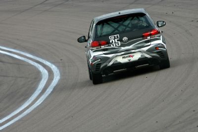 New Golf GTi MkVI in Volkswagen Racing Cup